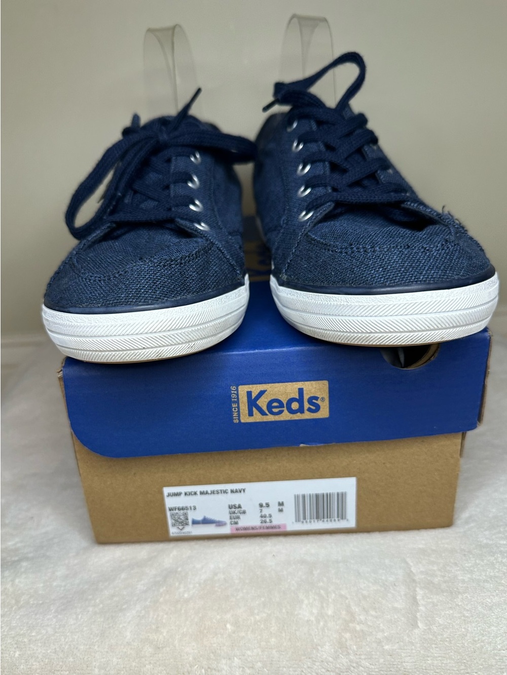 Womens Keds Navy Canvas Lace-Up Sneakers White Sole Size 9.5 with original box